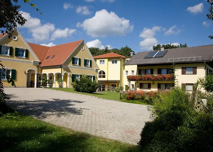 Hotel Bad Blumauerhof 4*